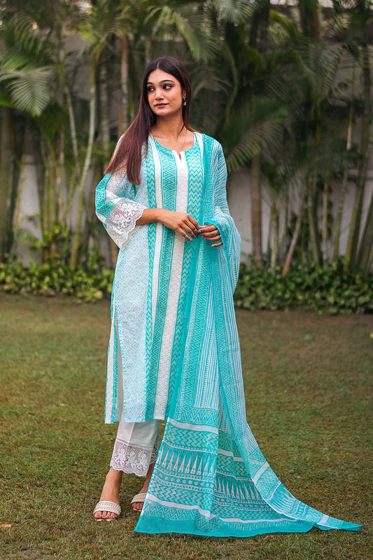 Sea green kota embroidered kurta and dupatta with off white trousers