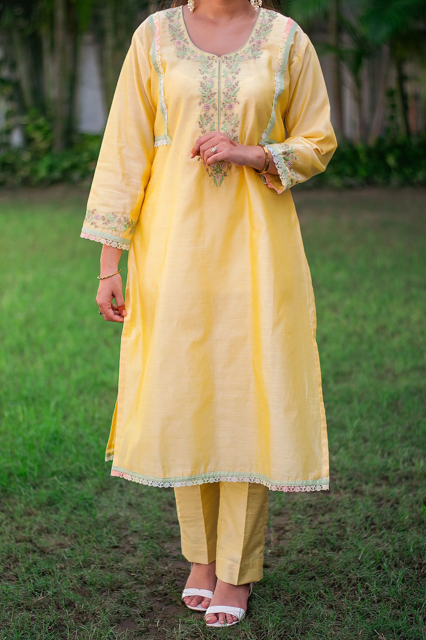 Yellow chanderi kurta, green chanderi dupatta & yellow trousers with hand embroidery