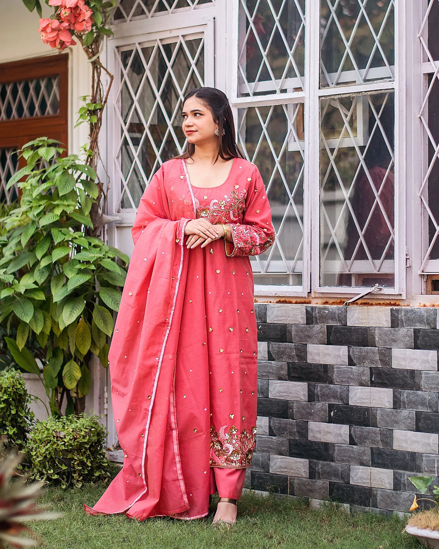 Coral-pink chanderi kurta, dupatta with aari embroidery & pink palazzo