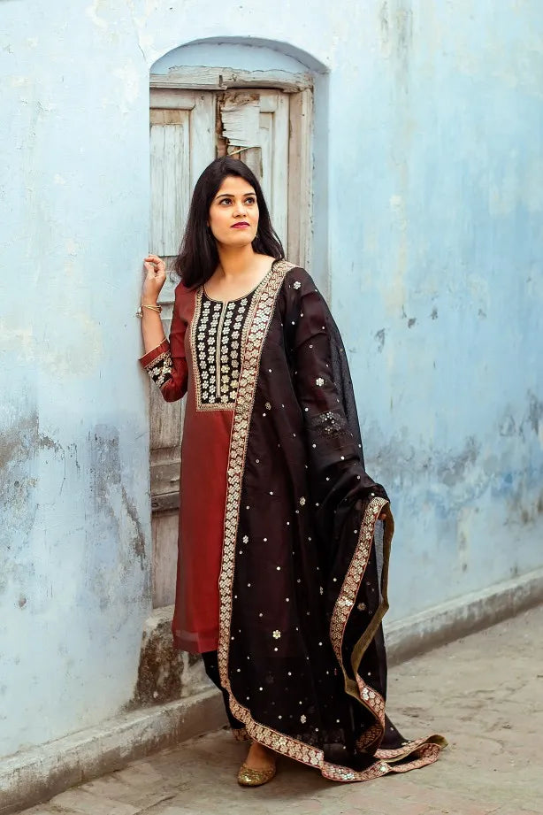 Women Chanderi Maroon Ajrakh Print Kurta Skirt Dupatta