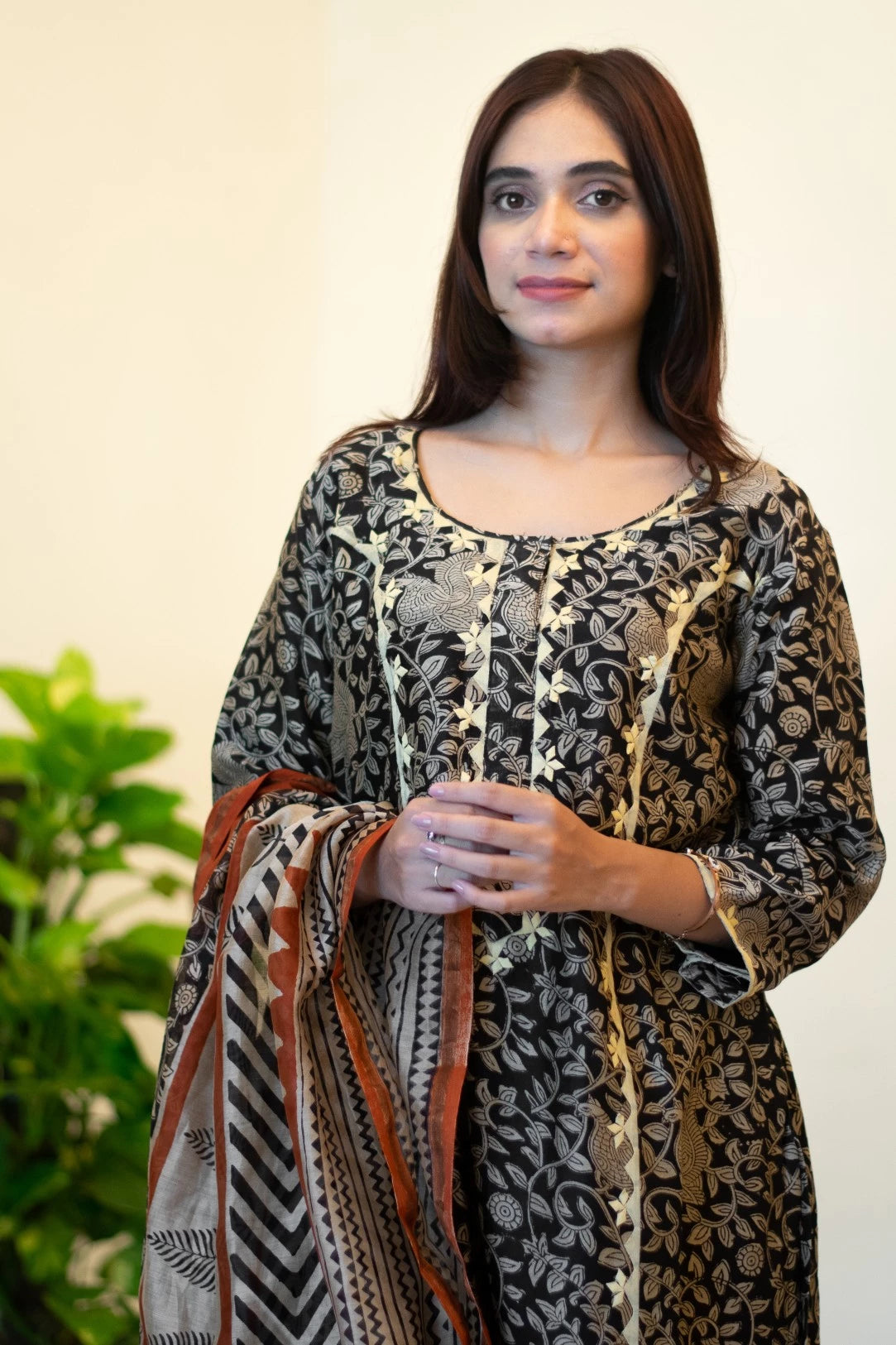 Black Kalamkari Maheshwari Applique Work Kurta Kalamkari Maheshwari Dupatta with printed Trousers