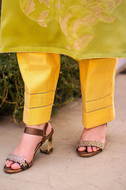 Green ombre organza kurta & dupatta with cutwork & golden trousers