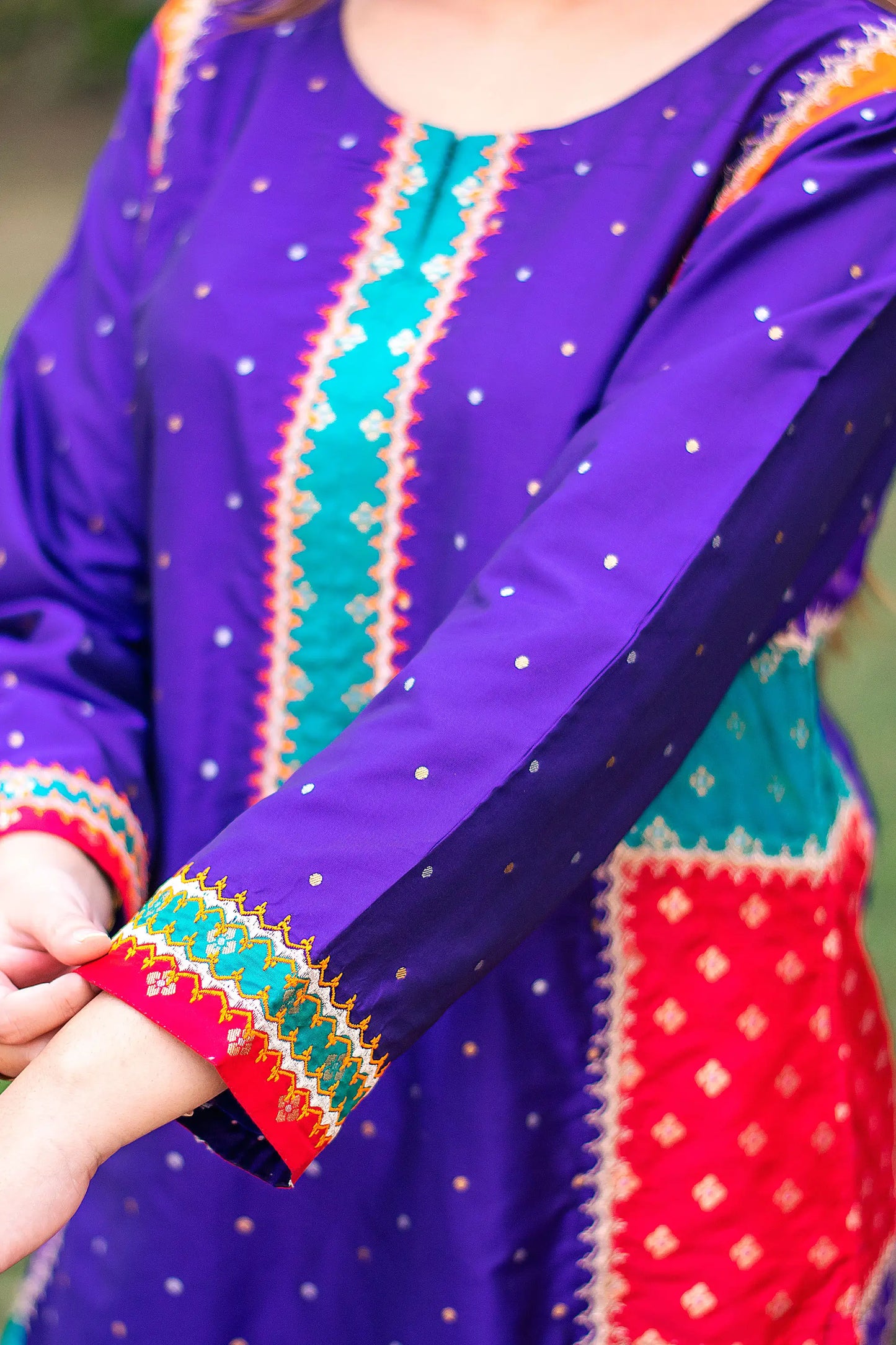 Purple silk kurta and trousers, purple chanderi dupatta with zari work