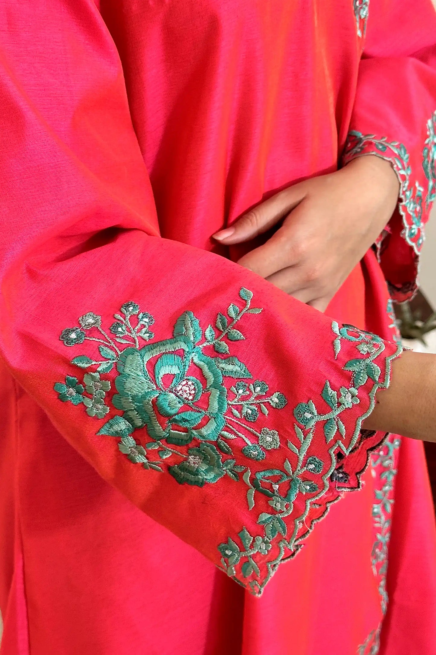 Red Chanderi Formal Wear Kurta Set with Resham Embroidery