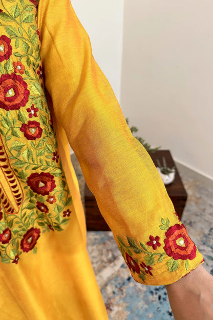 Yellow Chanderi Formal Wear Kurta Set with Floral Resham Embroidery