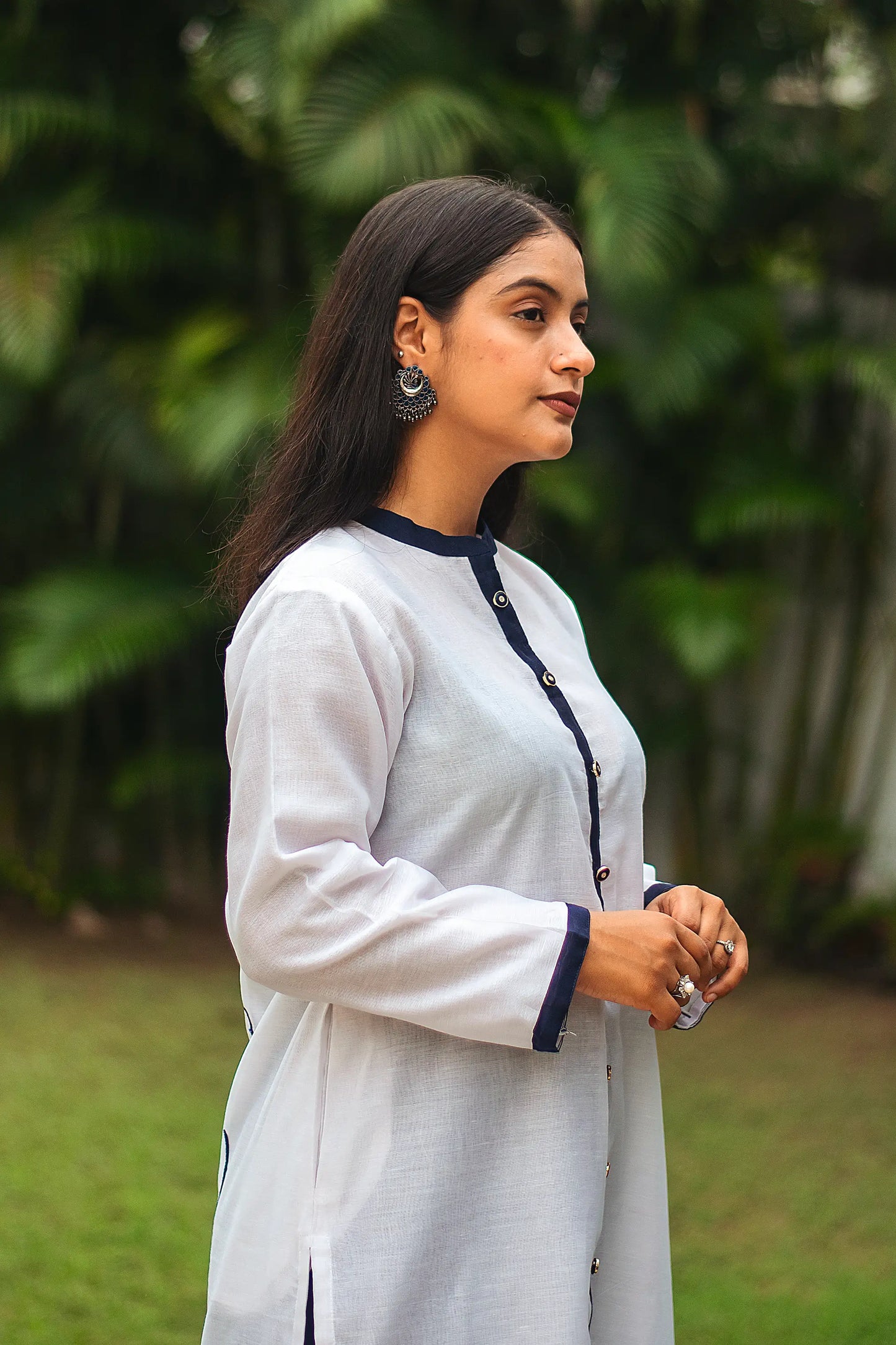 White chanderi patchwork kurta and dupatta with navy blue trousers