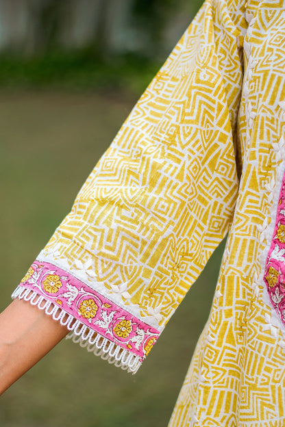 Pastel yellow printed linen kurta, dupatta & white trousers with applique work