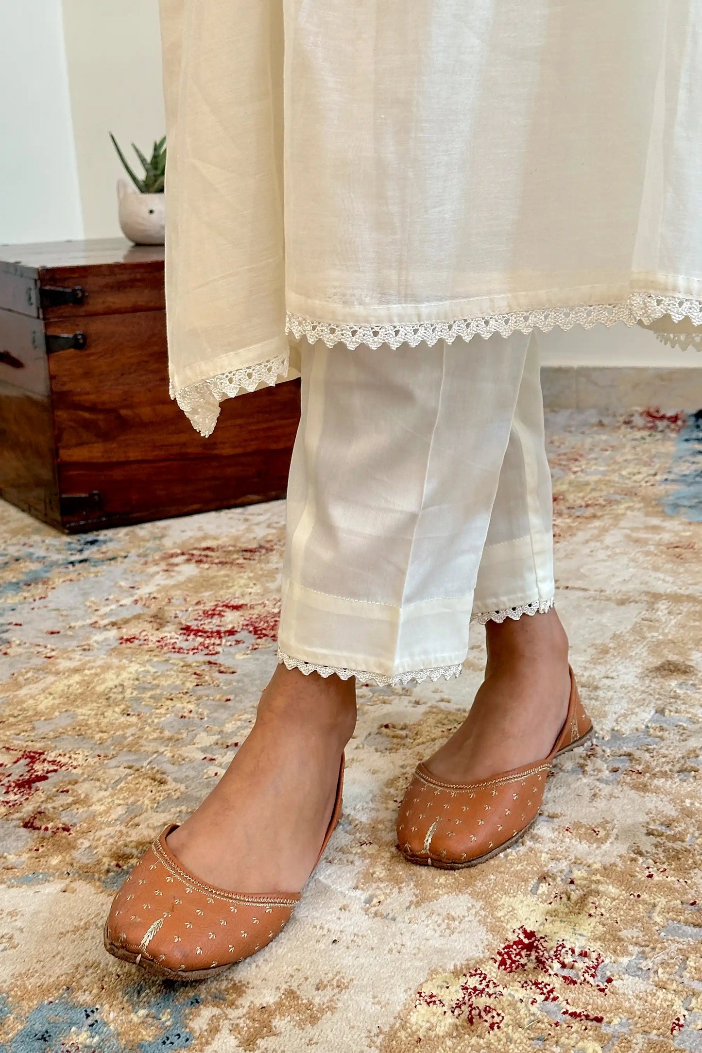 Off White Chanderi Formal wear  Kurta Set with Handworked Floral Motifs