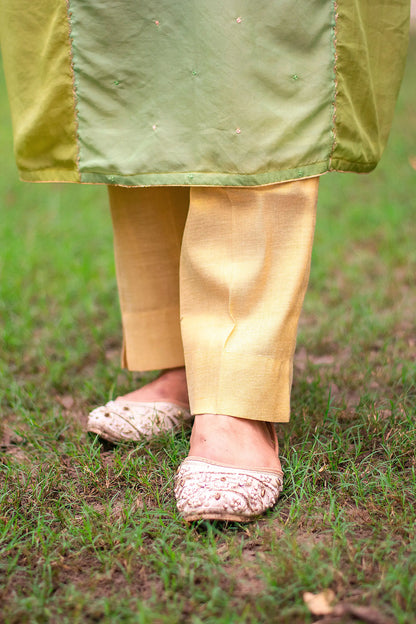 Green ombre organza kurta, green chiffon dupatta & golden trousers with zardozi work