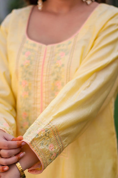 Yellow-peach chanderi kurta set with hand embroidery