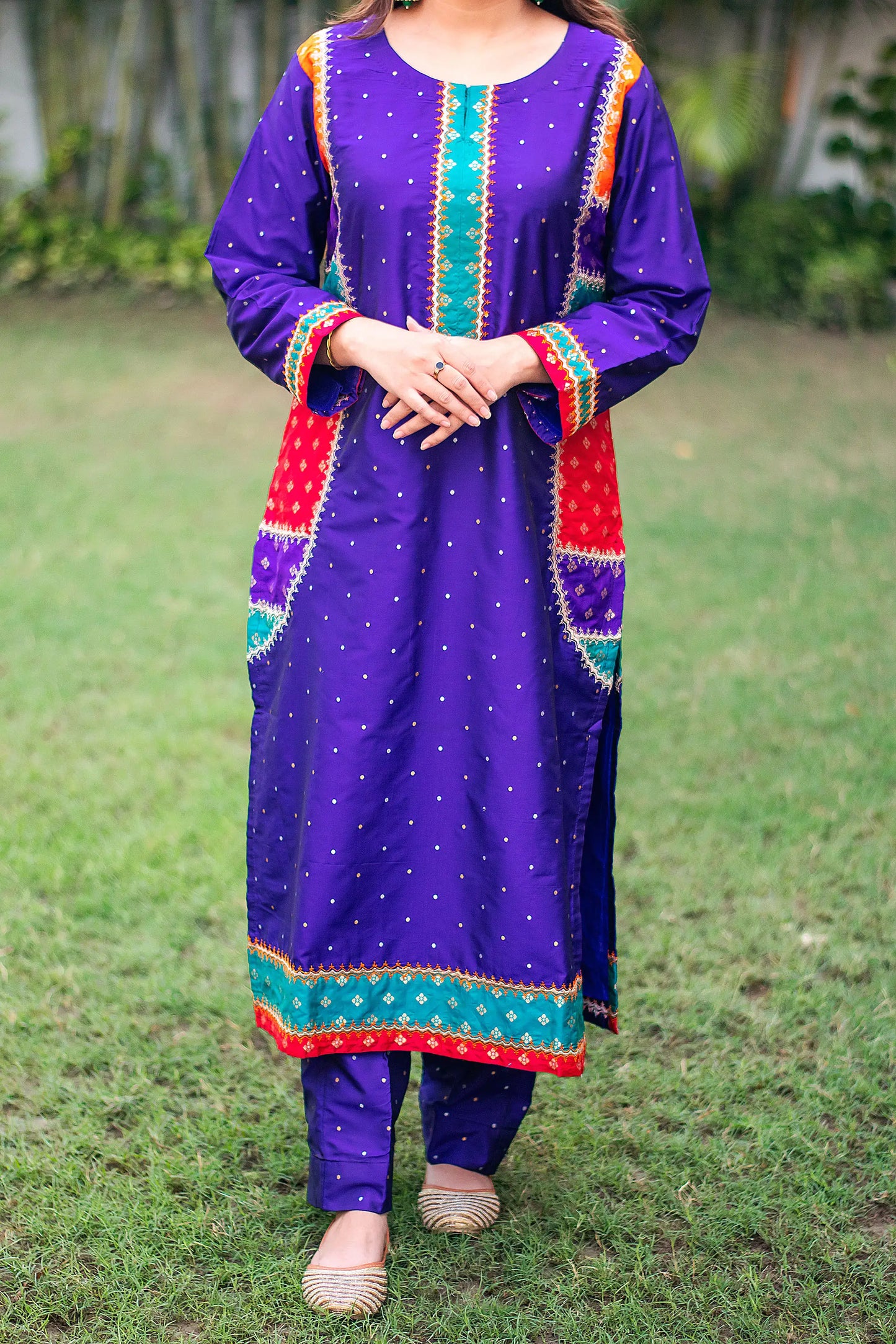 Purple silk kurta and trousers, purple chanderi dupatta with zari work