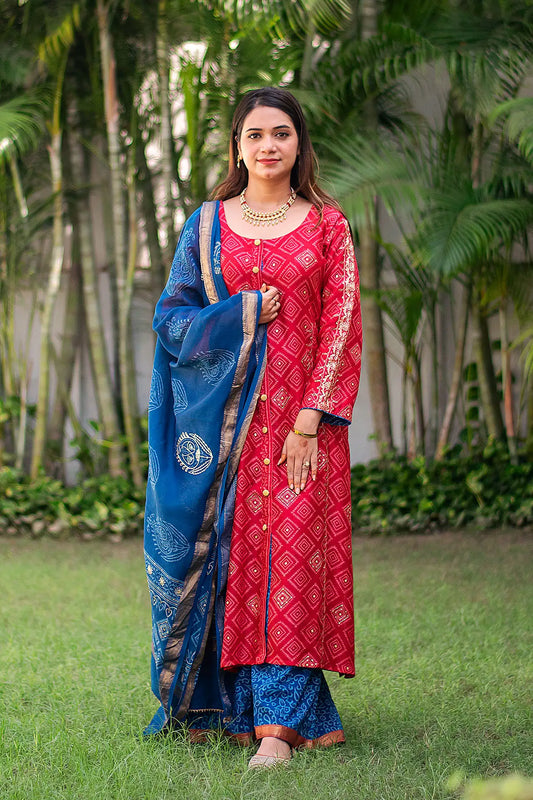 Red maheshwari kurta, blue maheshwari dupatta & blue palazzo with zardozi work