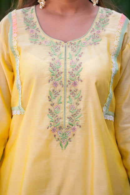 Yellow-green chanderi kurta set with hand embroidery