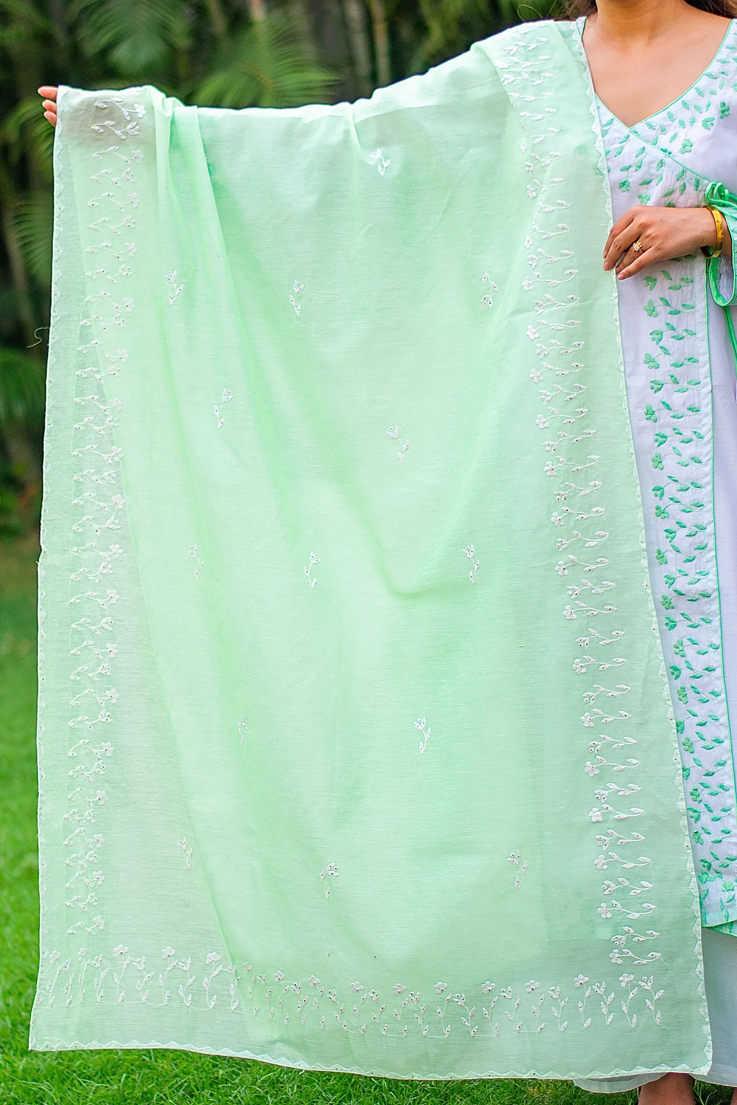 White Chanderi Green floral Applique Kurta Set