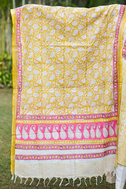 Pastel yellow printed linen kurta, dupatta & white trousers with applique work