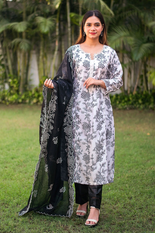 Embroidered white supernet kurta & black supernet dupatta with black trousers