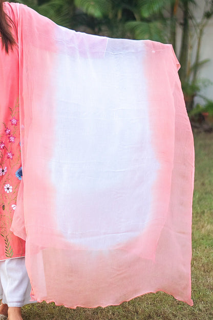 Detail of the pink chiffon dupatta as styled by the model.