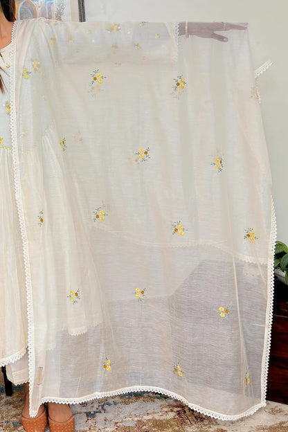 Off White Chanderi Formal wear  Kurta Set with Handworked Floral Motifs