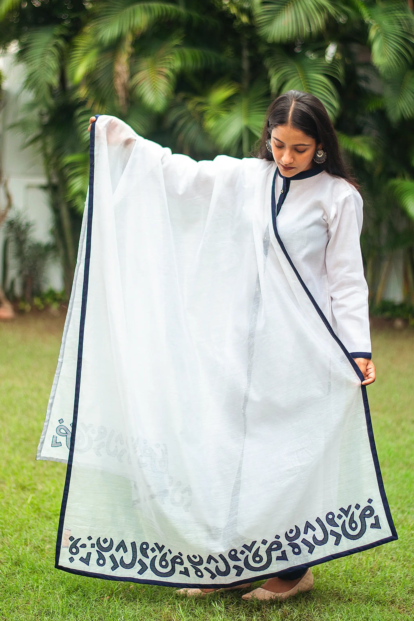 White chanderi patchwork kurta and dupatta with navy blue trousers