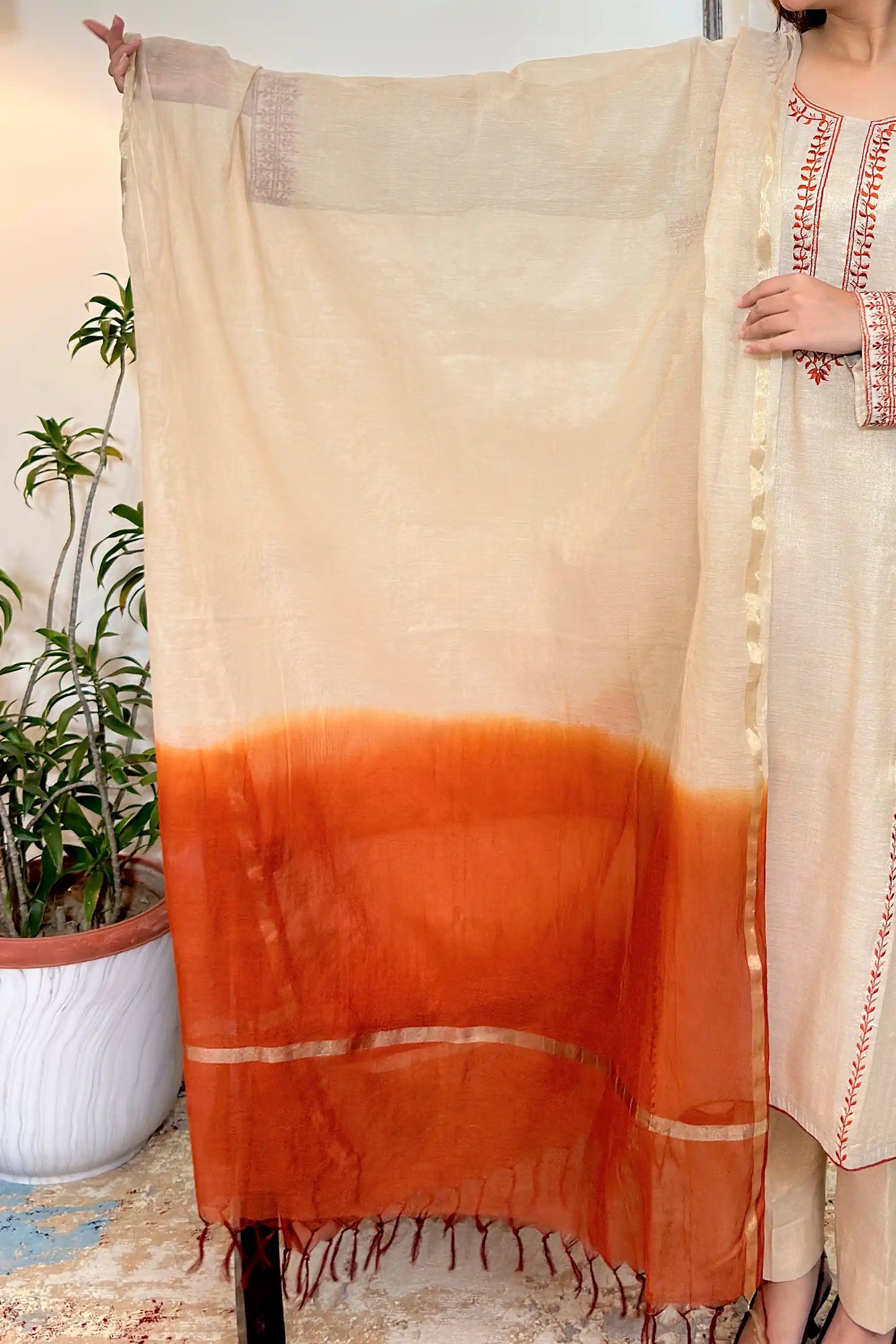 Golden Chanderi Formal Wear Kurta Set with Resham Embroidery