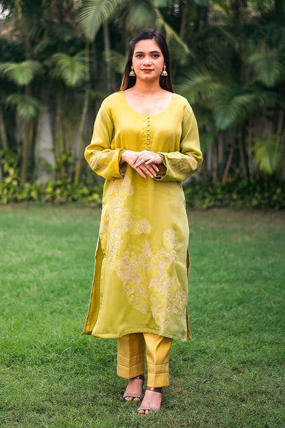 Green ombre organza kurta & dupatta with cutwork & golden trousers