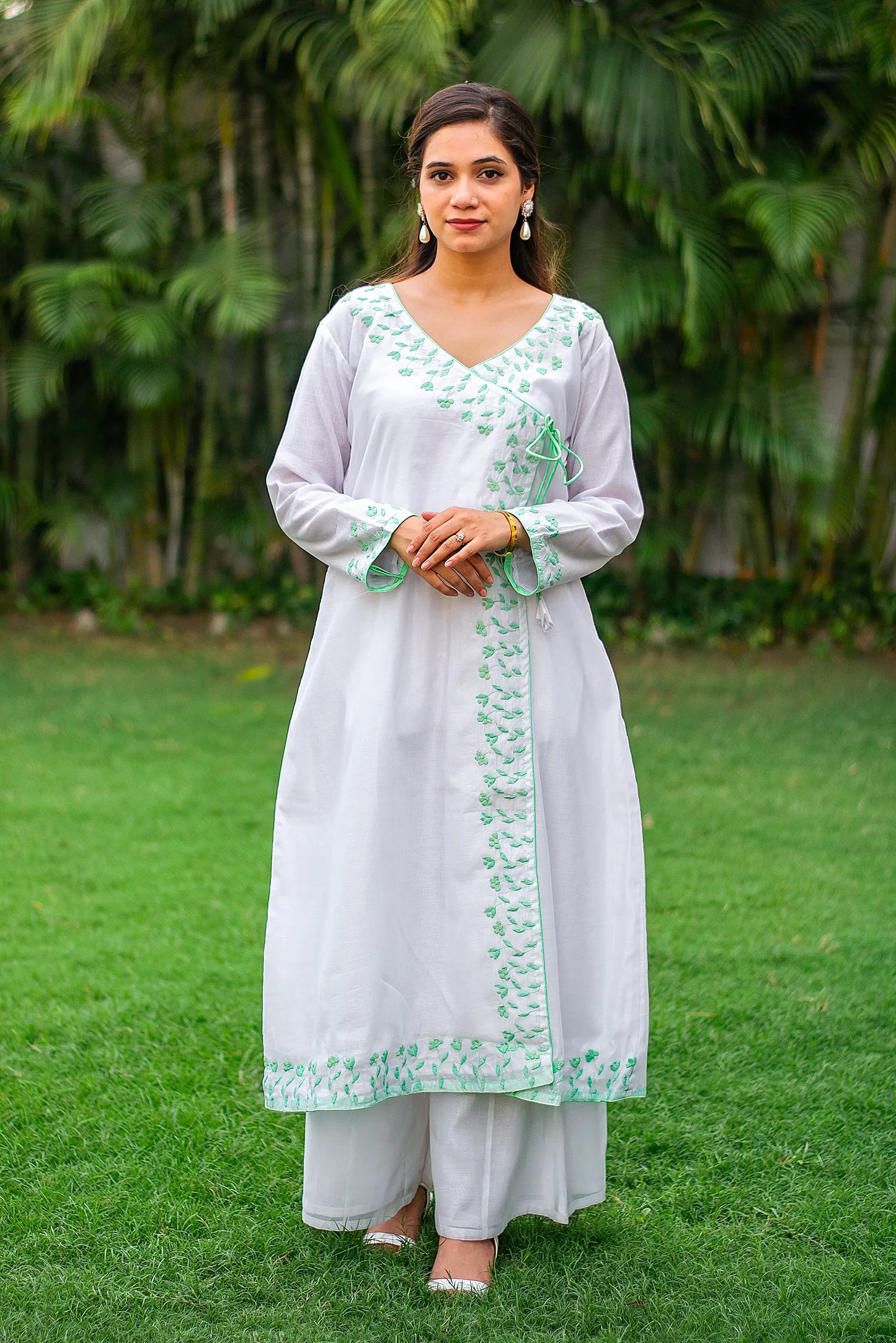 White Chanderi Green floral Applique Kurta Set