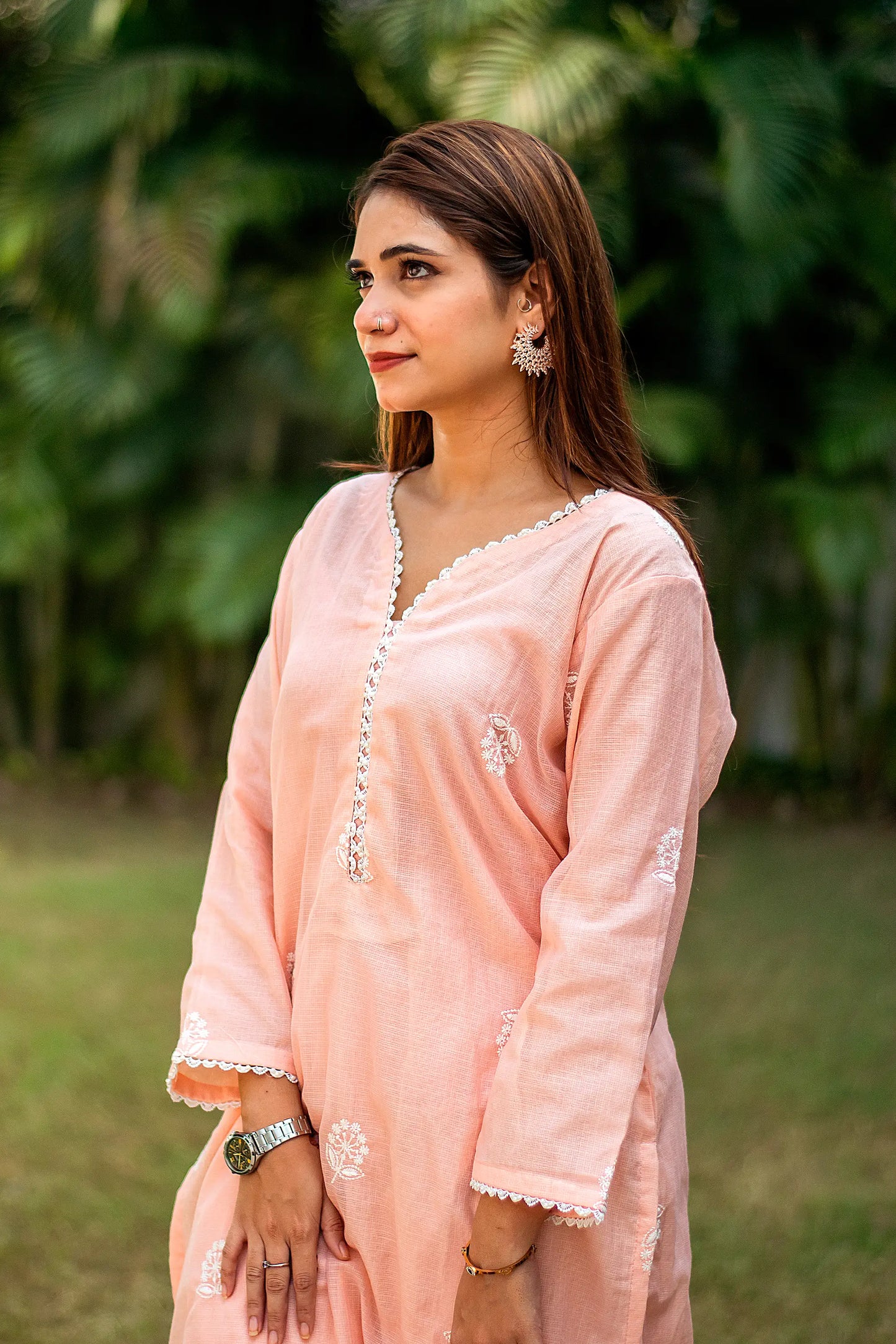 Peach resham embroidered cotton kurta and dupatta with peach trousers