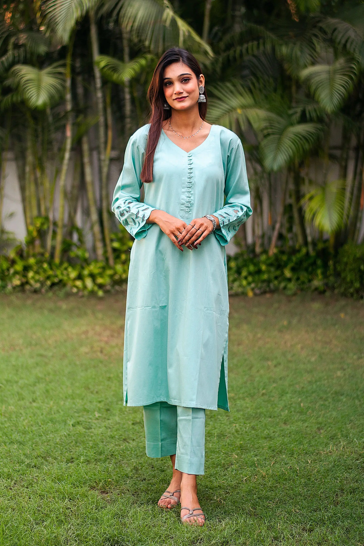 Pastel blue russian silk kurta & trousers, blue chanderi dupatta with cutwork