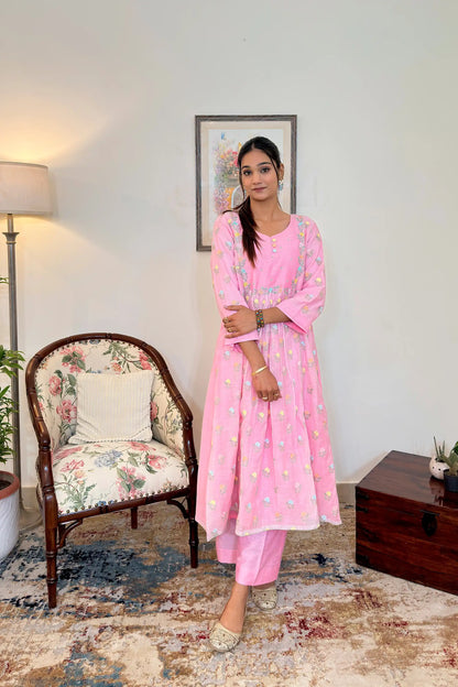 Pink Chanderi Formal Wear Kurta Set with Floral Embroidery