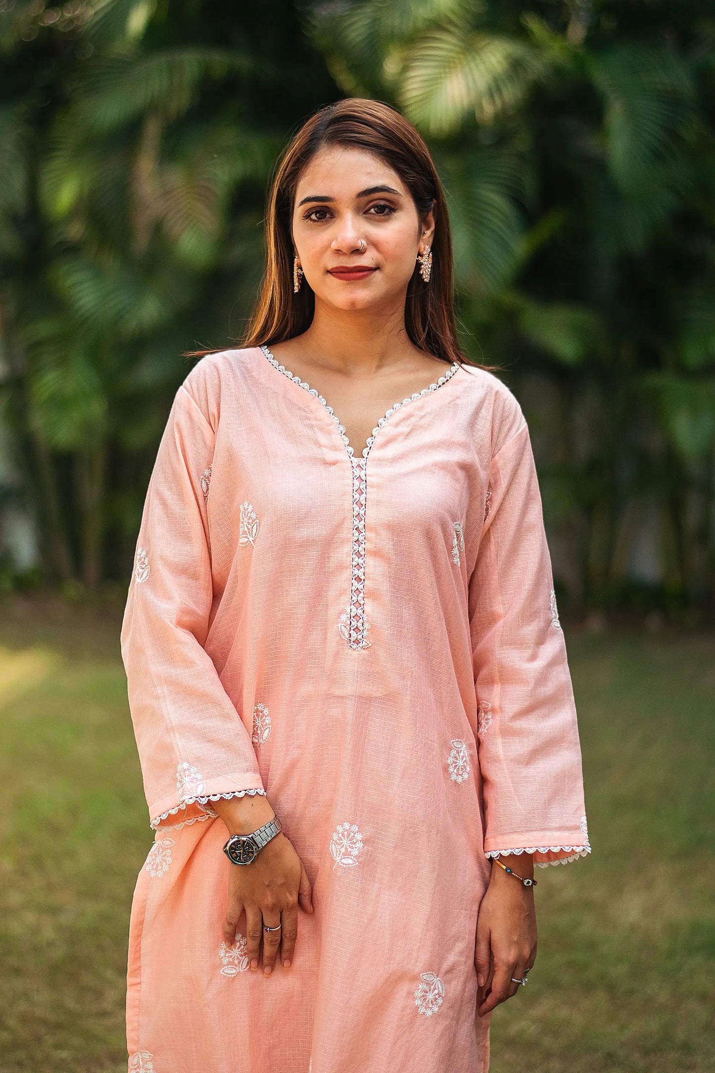 Peach resham embroidered cotton kurta and dupatta with peach trousers