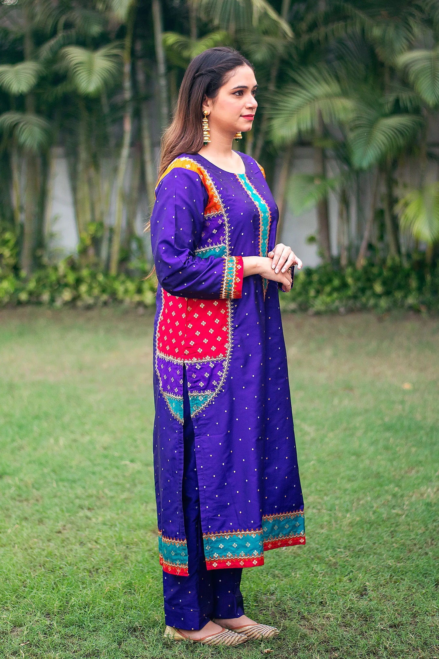 Purple silk kurta and trousers, purple chanderi dupatta with zari work