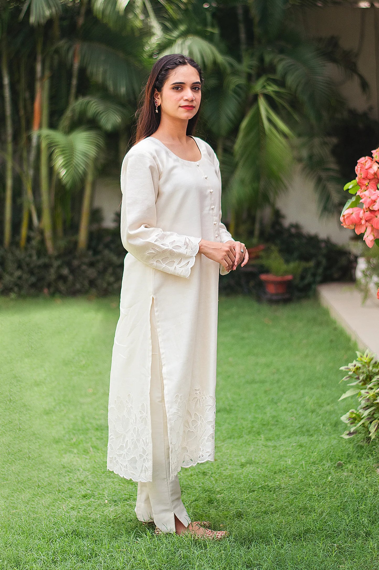 Off-white chanderi cut-work kurta and dupatta with off-white trousers