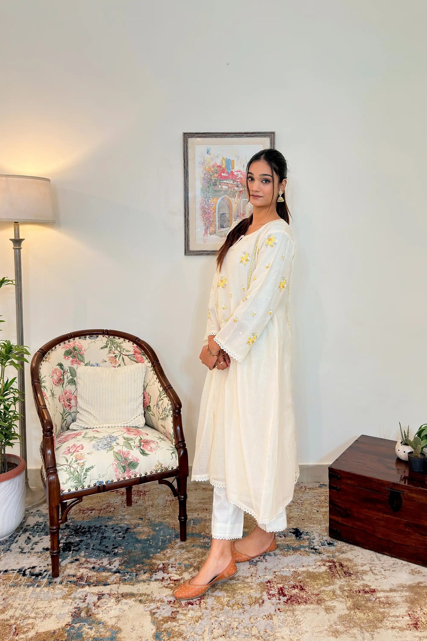 Off White Chanderi Formal wear  Kurta Set with Handworked Floral Motifs