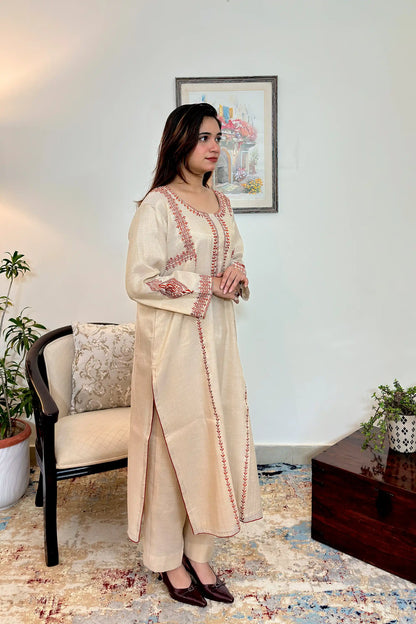 Golden Chanderi Formal Wear Kurta Set with Resham Embroidery
