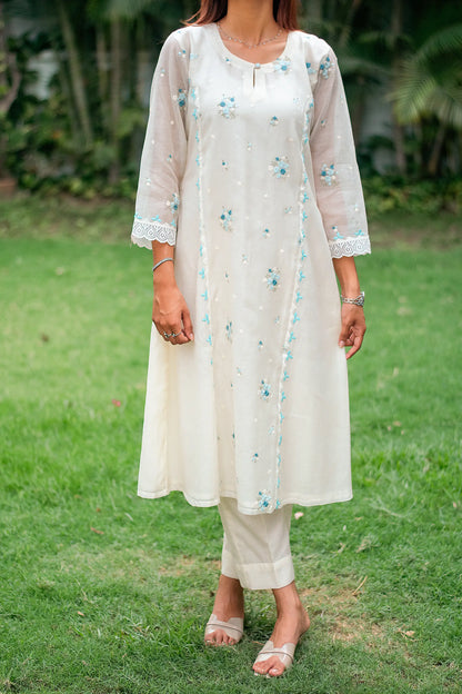 Off-white chanderi kurti, dupatta and trousers with blue embroidery & applique work