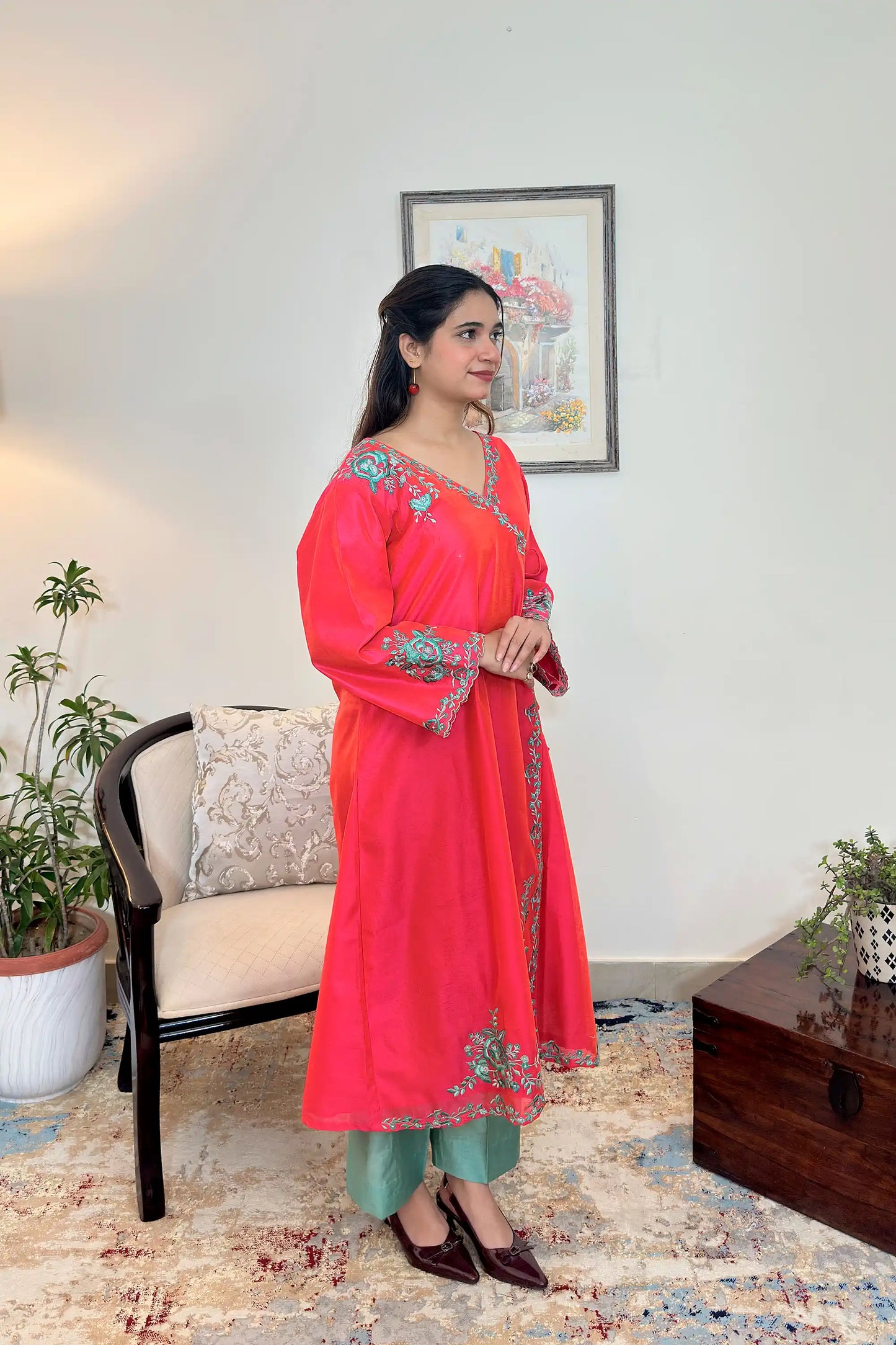 Red Chanderi Formal Wear Kurta Set with Resham Embroidery