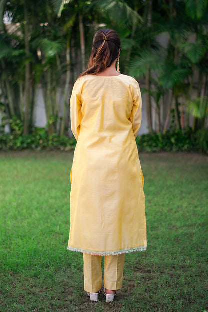 Yellow-green chanderi kurta set with hand embroidery