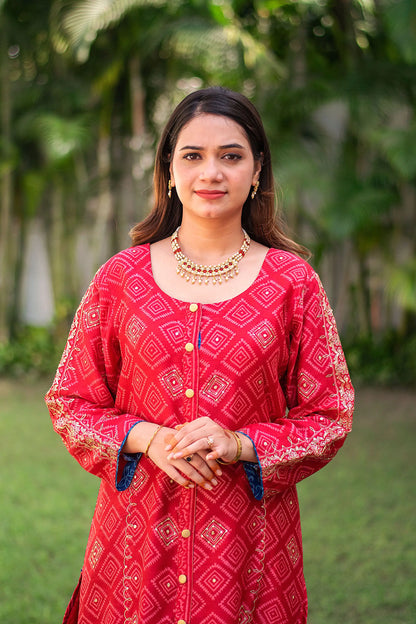 Red maheshwari kurta, blue maheshwari dupatta & blue palazzo with zardozi work