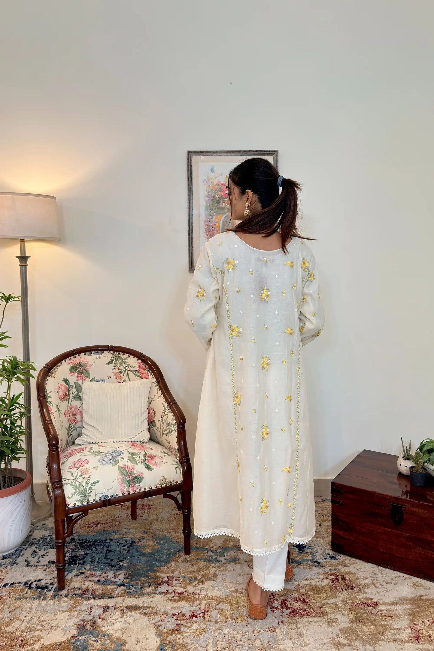 Off White Chanderi Formal wear  Kurta Set with Handworked Floral Motifs