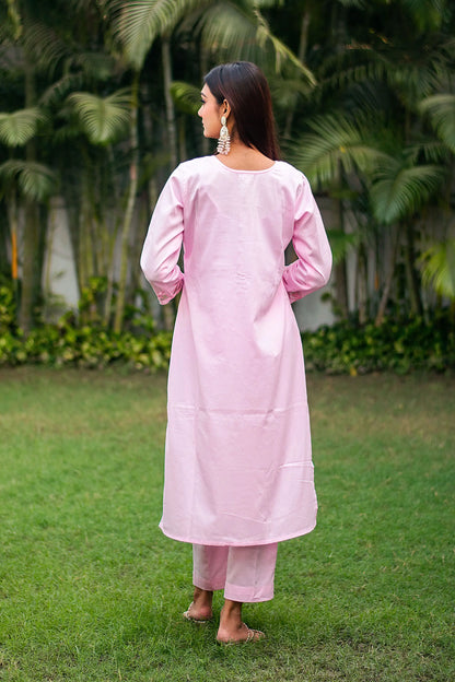 Pastel pink russian silk kurta & trousers, pink chanderi dupatta with cutwork