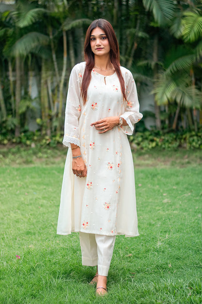 Off-white chanderi kurti, dupatta and trousers with peach-red embroidery & applique work