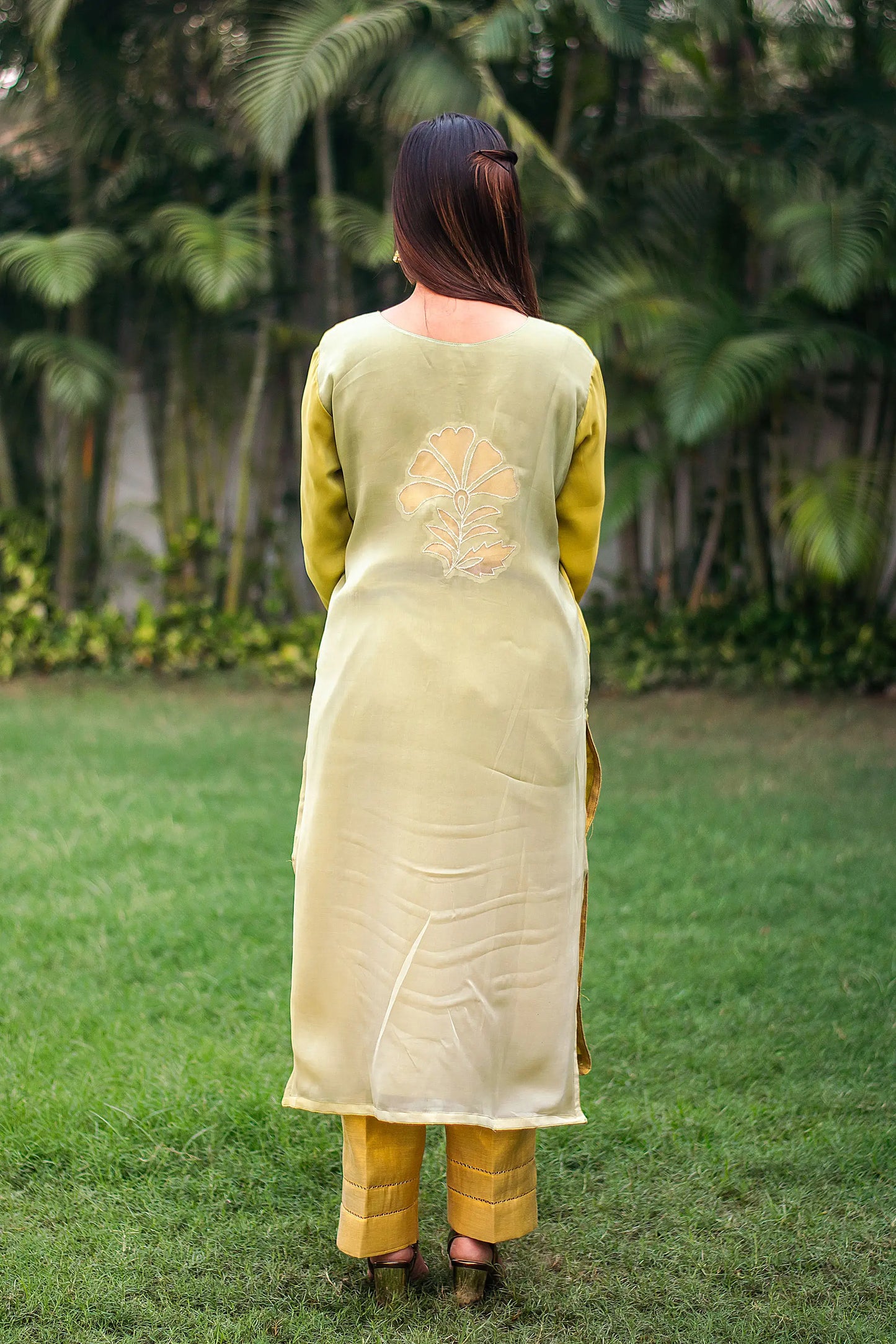 Green ombre organza kurta & dupatta with cutwork & golden trousers