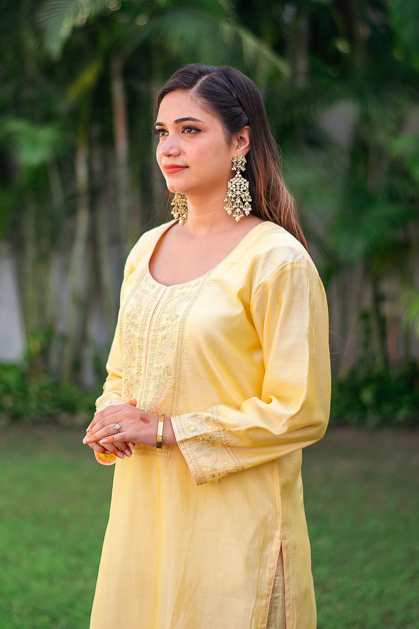 Yellow-peach chanderi kurta set with hand embroidery