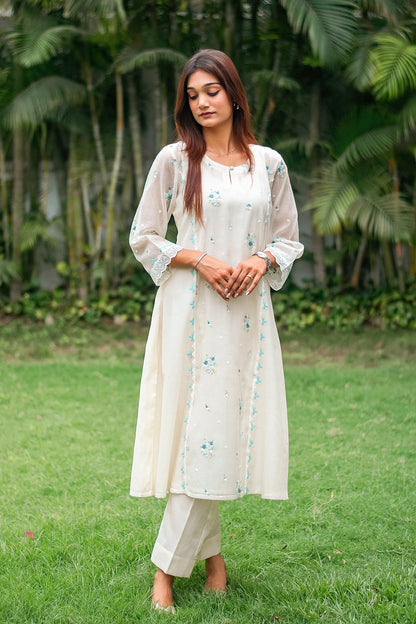 Off-white chanderi kurti, dupatta and trousers with blue embroidery & applique work
