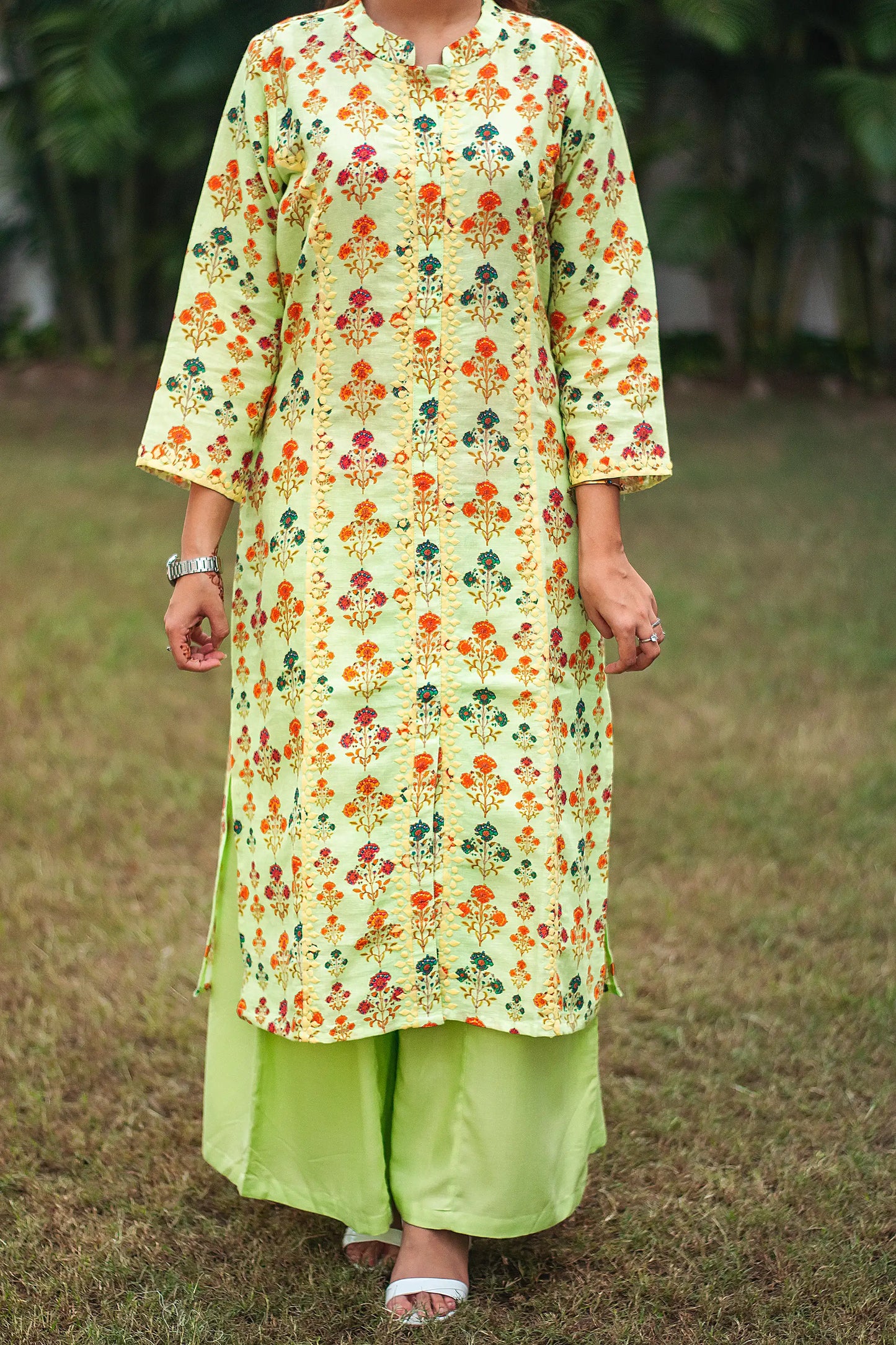 Tea green printed linen kalidar kurta with applique work, green linen dupatta and green palazzo