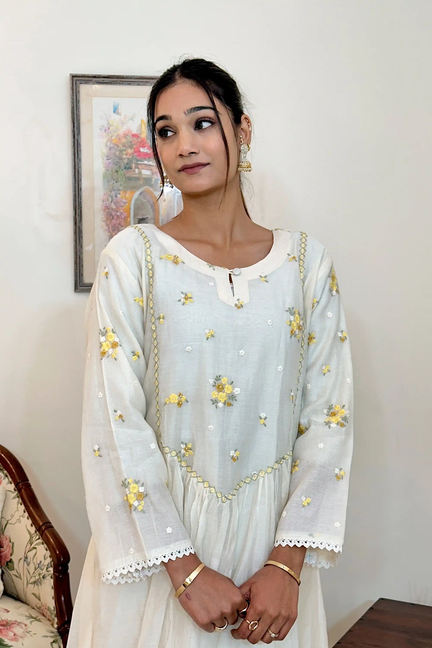 Off White Chanderi Formal wear  Kurta Set with Handworked Floral Motifs