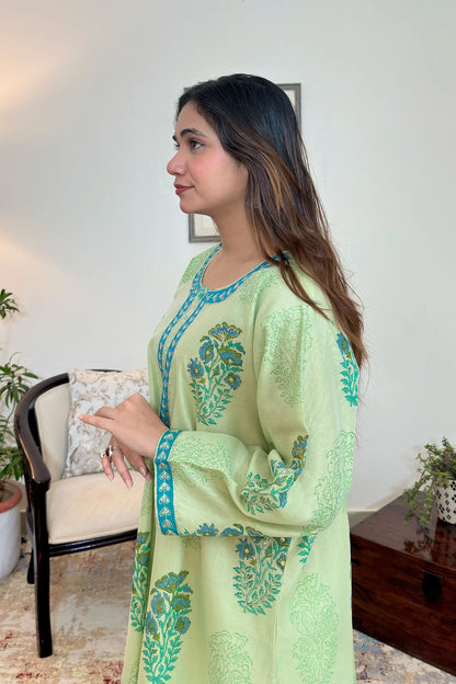 Green Chanderi Formal Wear Kurta Set with Aari embroidery