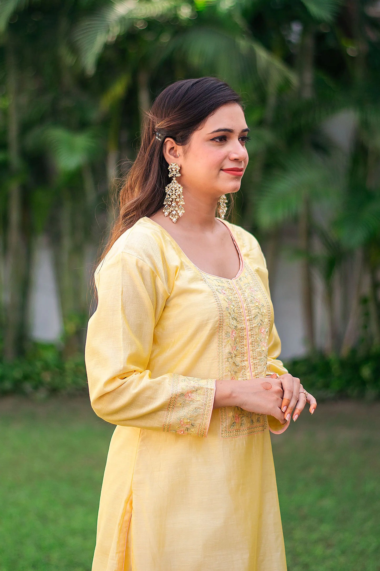 Yellow-peach chanderi kurta set with hand embroidery