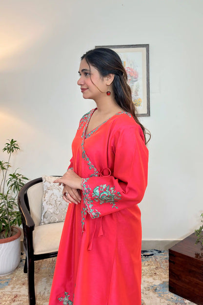 Red Chanderi Formal Wear Kurta Set with Resham Embroidery