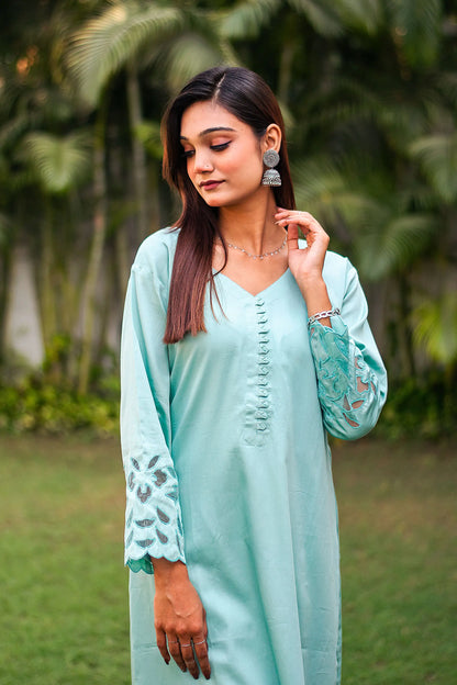 Pastel blue russian silk kurta & trousers, blue chanderi dupatta with cutwork